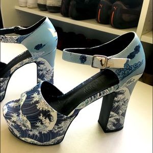 Never worn platform shoes